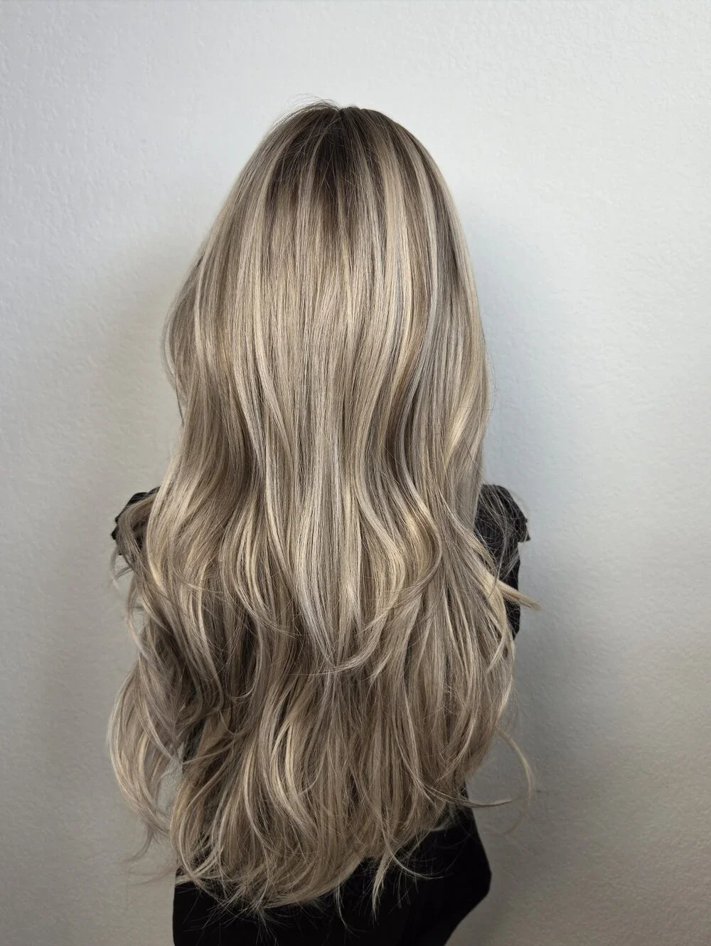 JBEXTENSION LISA blonde wavy wig with bangs, Blonde Highlights